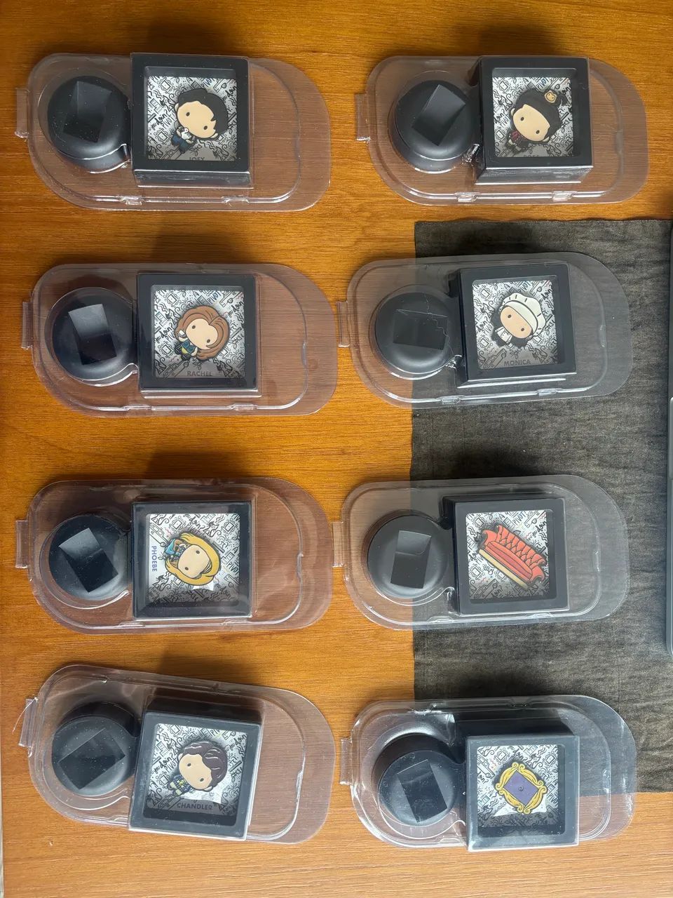 Coleção PINs Exclusivos - FRIENDS 