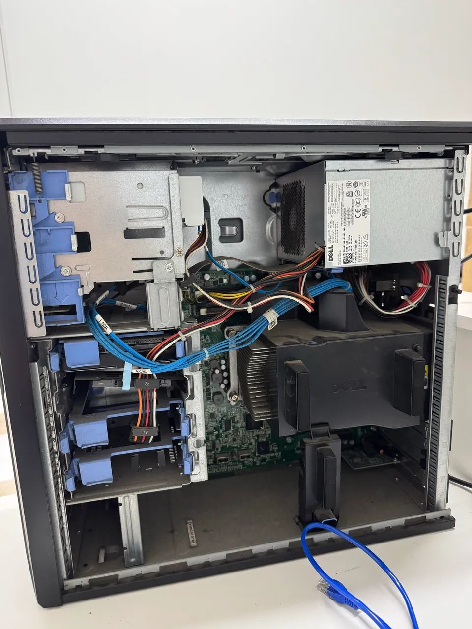 Servidor Dell Power Edge T110 II - Foto 3