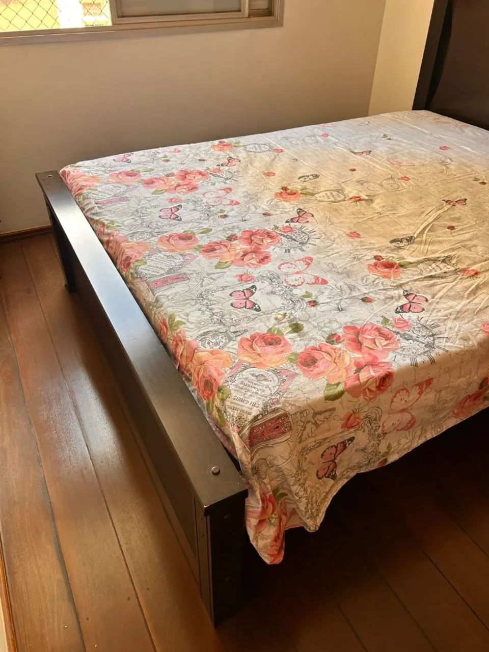 Cama de casal bem conservada - Foto 2