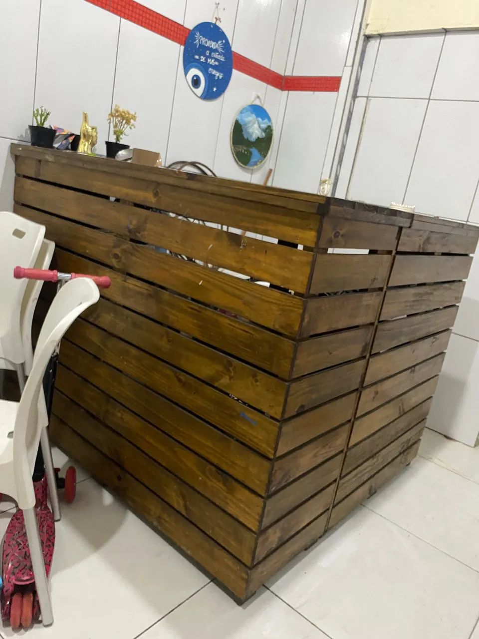 Balcão recepção de madeira