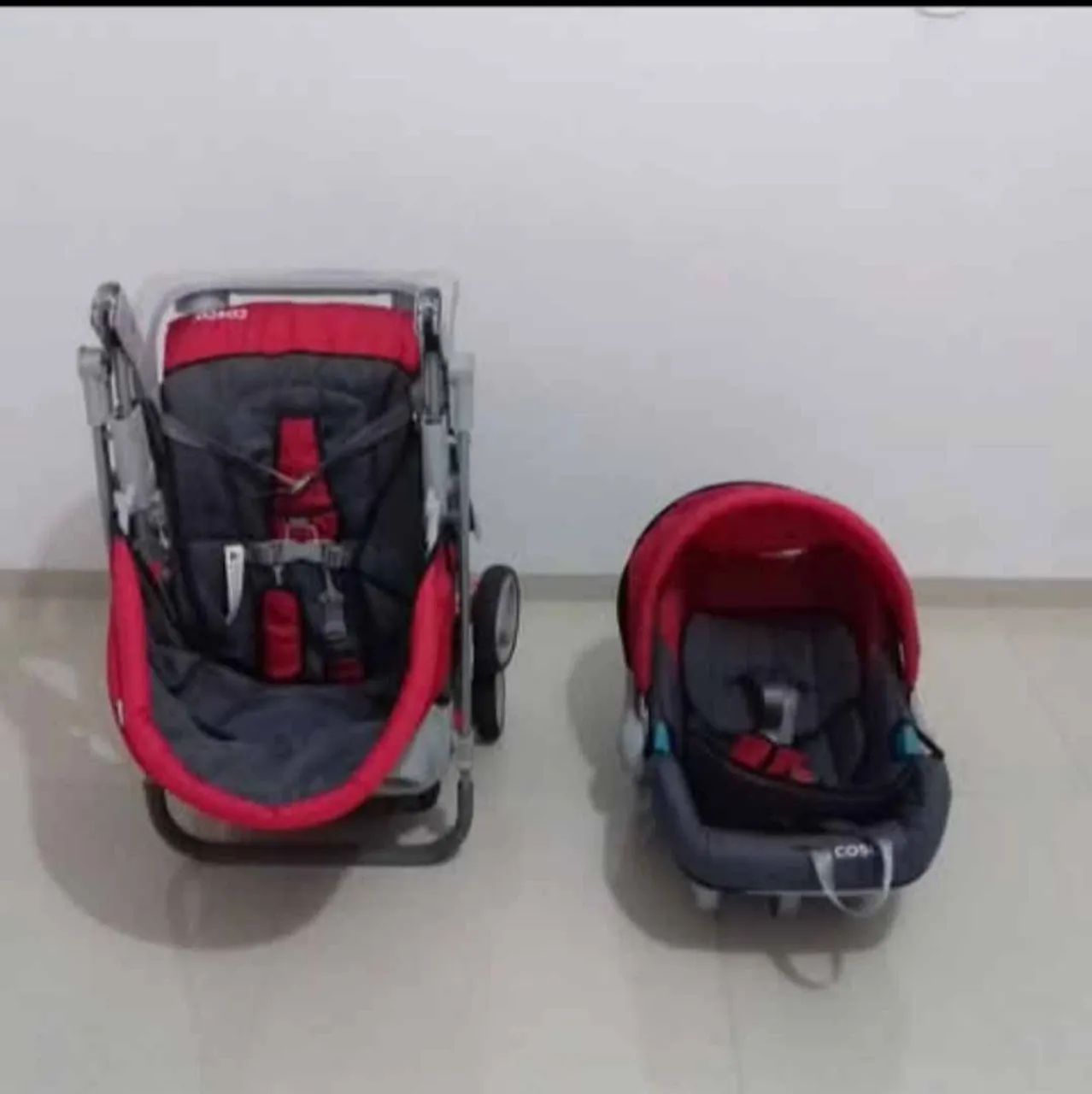 Carrinho de bebê Cisco Reverse Travel com bebê conforto  - Foto 2