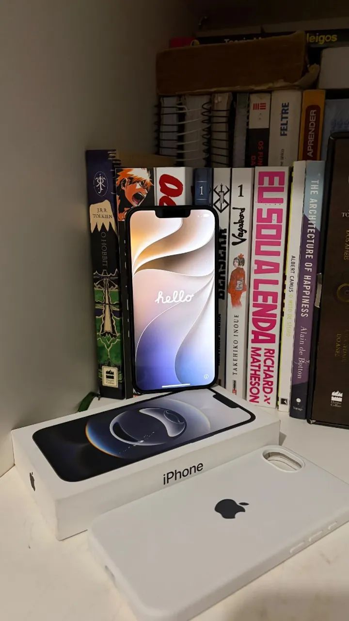 iPhone 16e