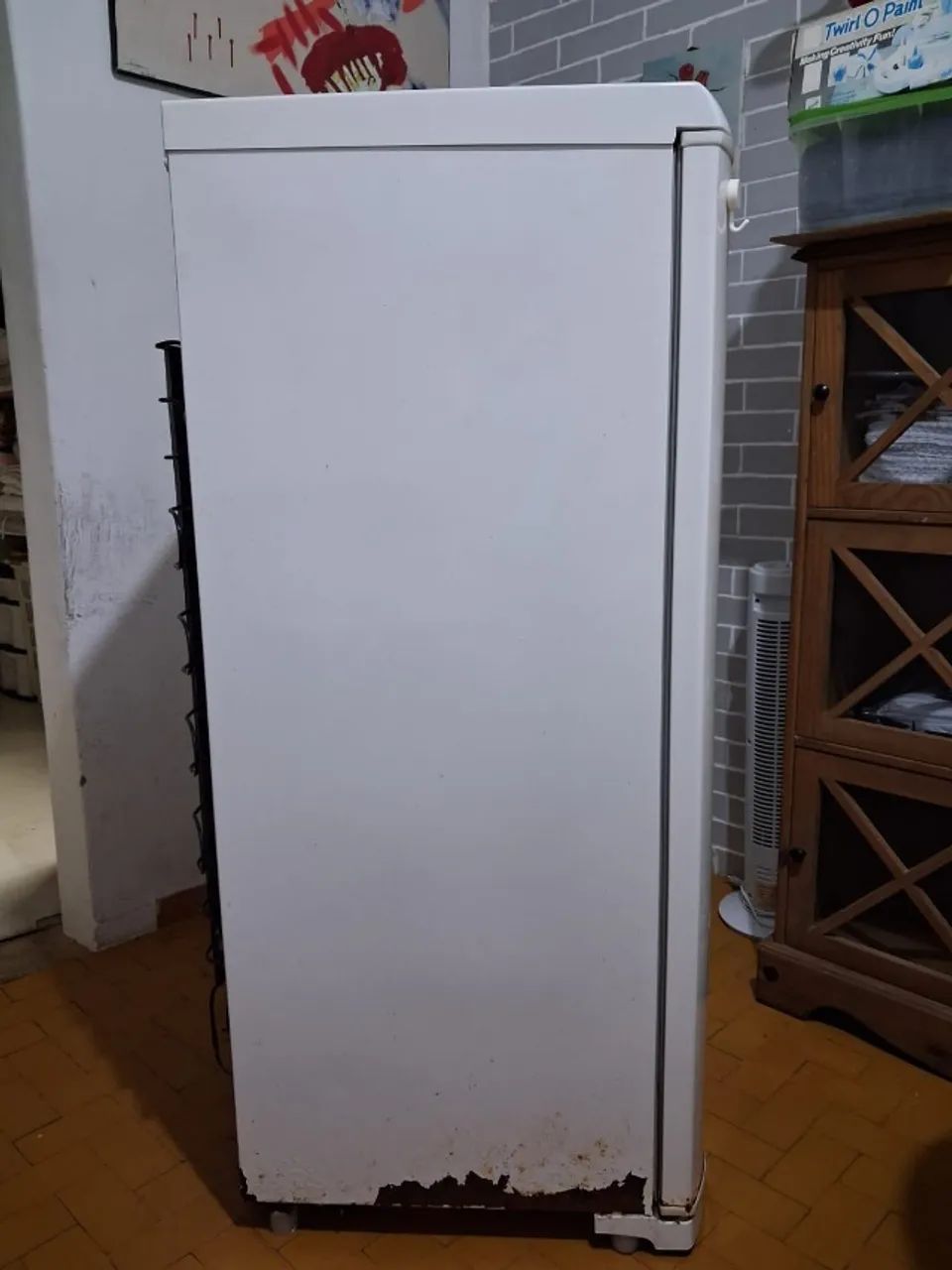Freezer Vertical Eletrolux FE18  - Foto 3