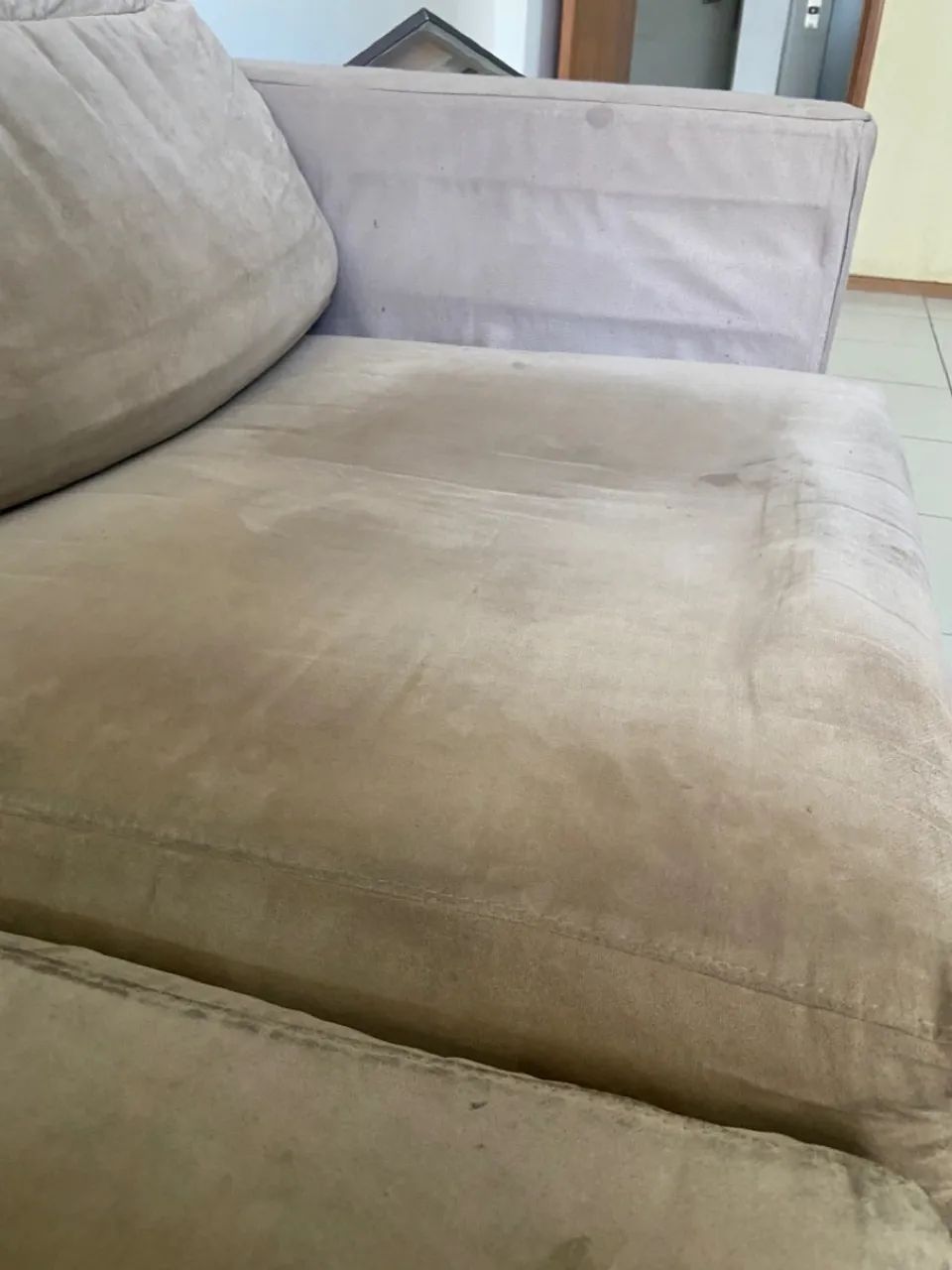 DOAÇÃO!!! Sofá para reforma - Foto 2
