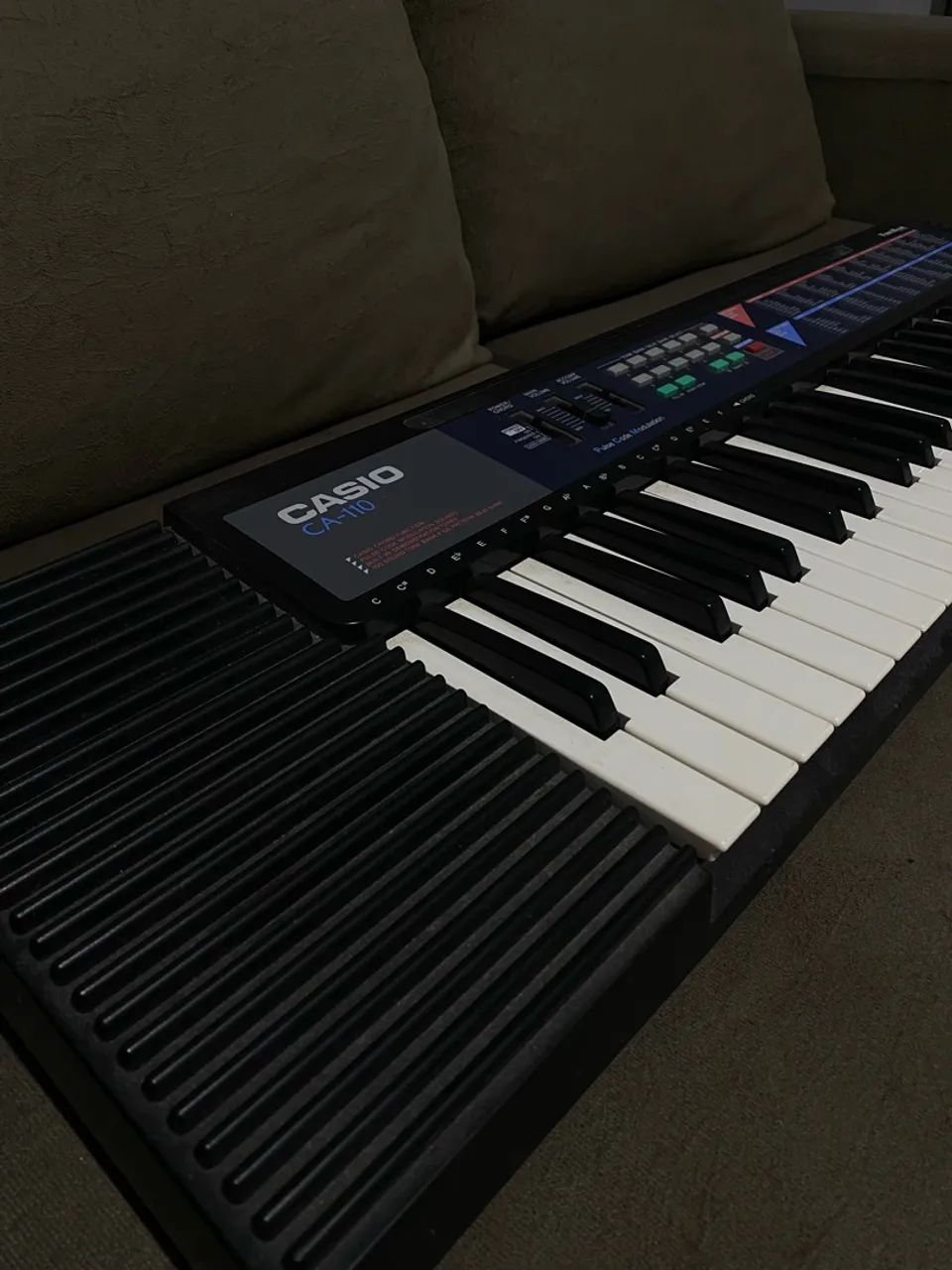 Vendo teclado de piano  - Foto 4