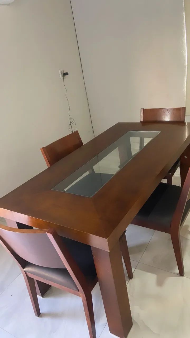 Mesa com 4 cadeiras - Foto 2