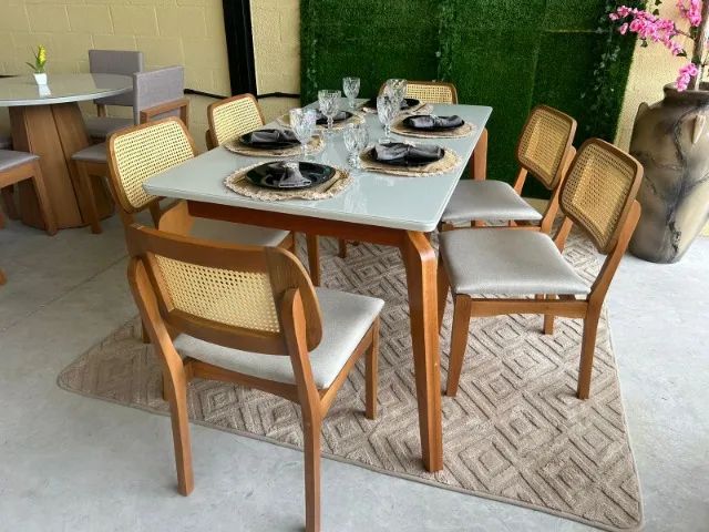 Mesa de Jantar com 06 cadeiras 100% Madeira  - Foto 3