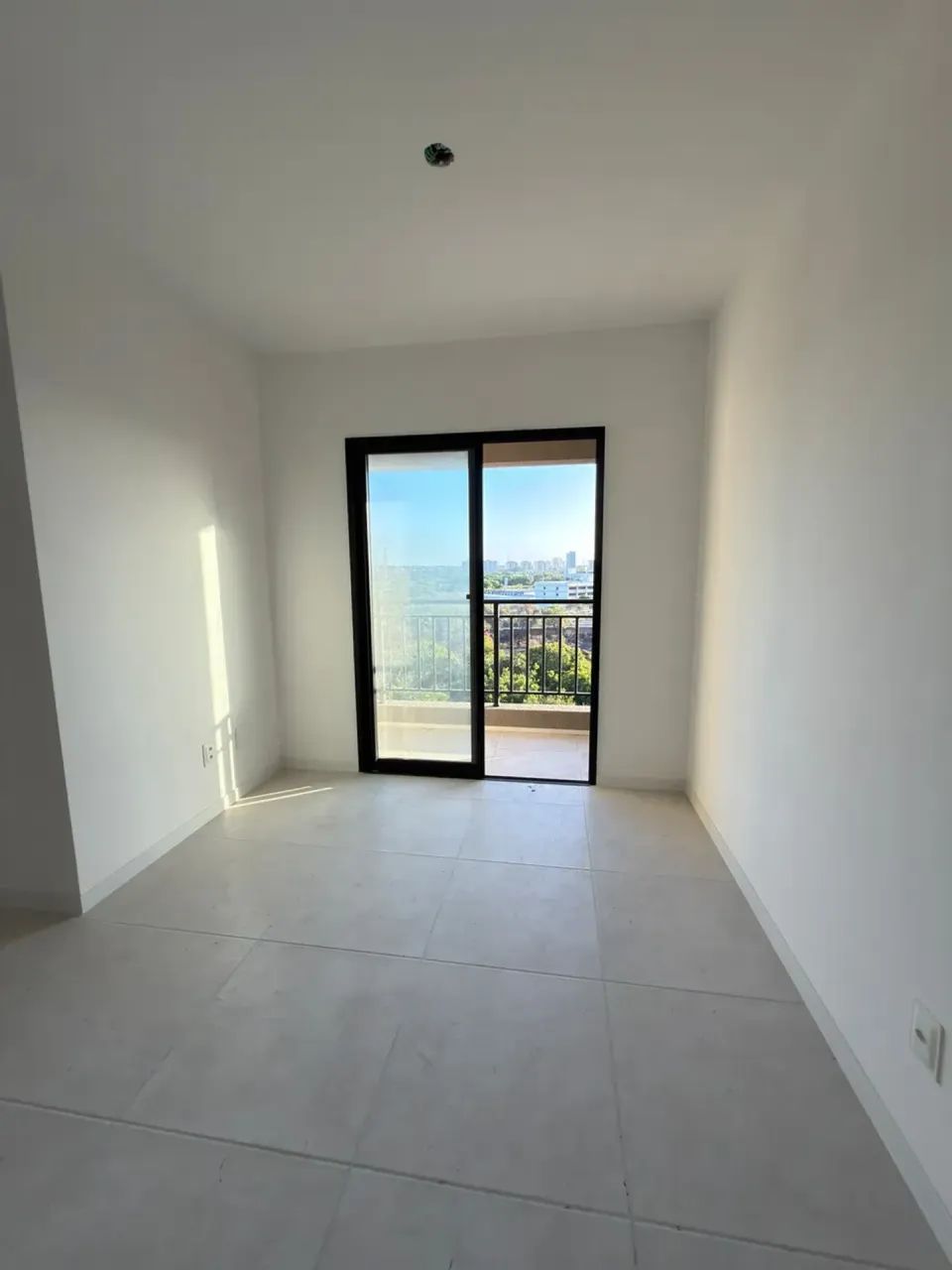 APARTAMENTO 3 QUARTOS COM SUITE E VARANDA À 2 quadras do LAGO JACAREY - Foto 5