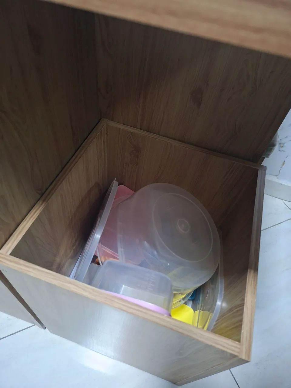  Mesa de jantar  72x72 com os bancos  - Foto 3