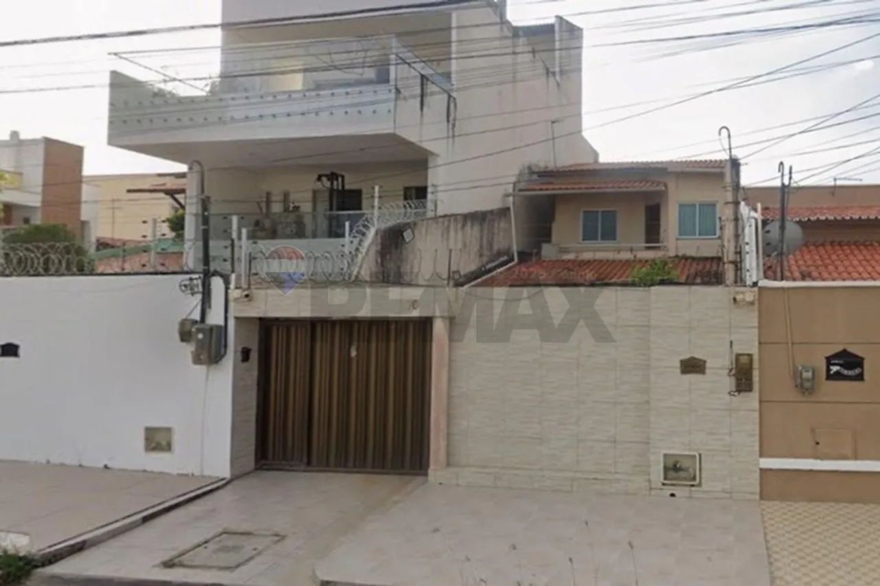 CASA SOLTA NASCENTE NO PASSARÉ