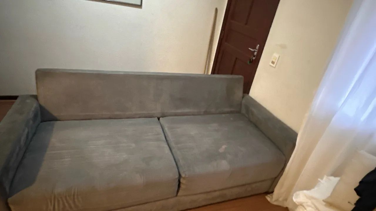 Vendo móveis, banquet, sofá e mesa com cadeira  - Foto 5