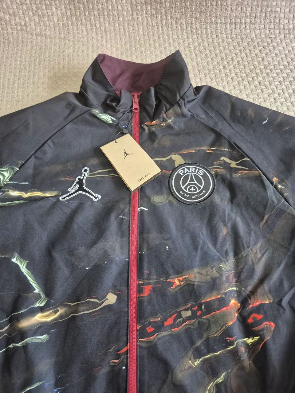 Jaqueta PSG e Jordan dupla face - Nova - XXL - 73cm x 60cm e manga