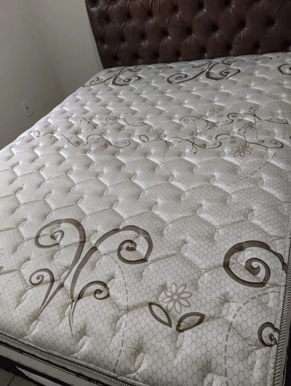 Cama Box Colchão e Cabeceira OPORTUNIDADE URGENTE  - Foto 3