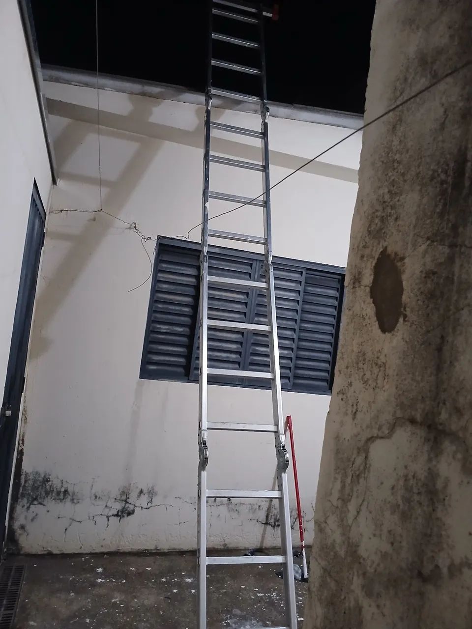 Escada articulada e extensor de 5 metros - Foto 2