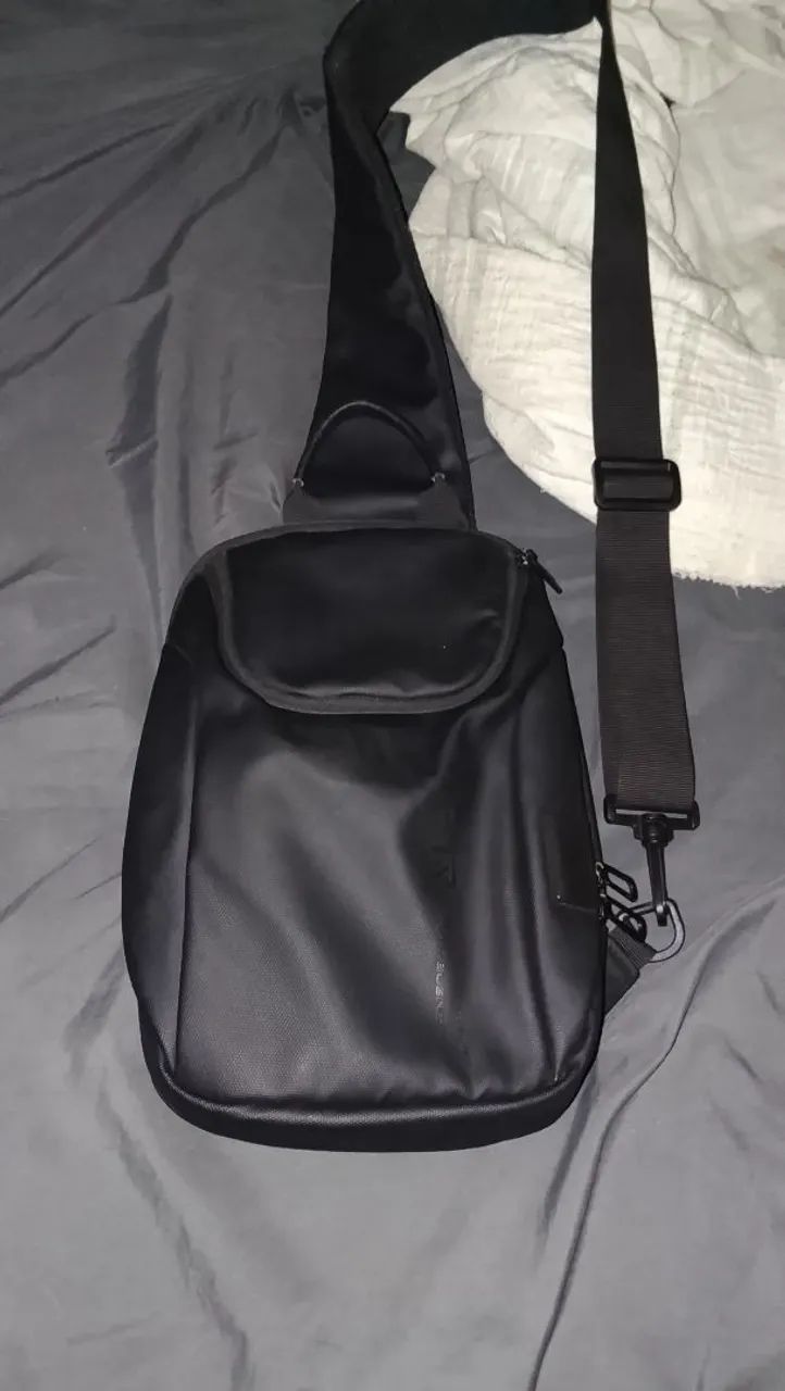 Bolsa transversal masculina