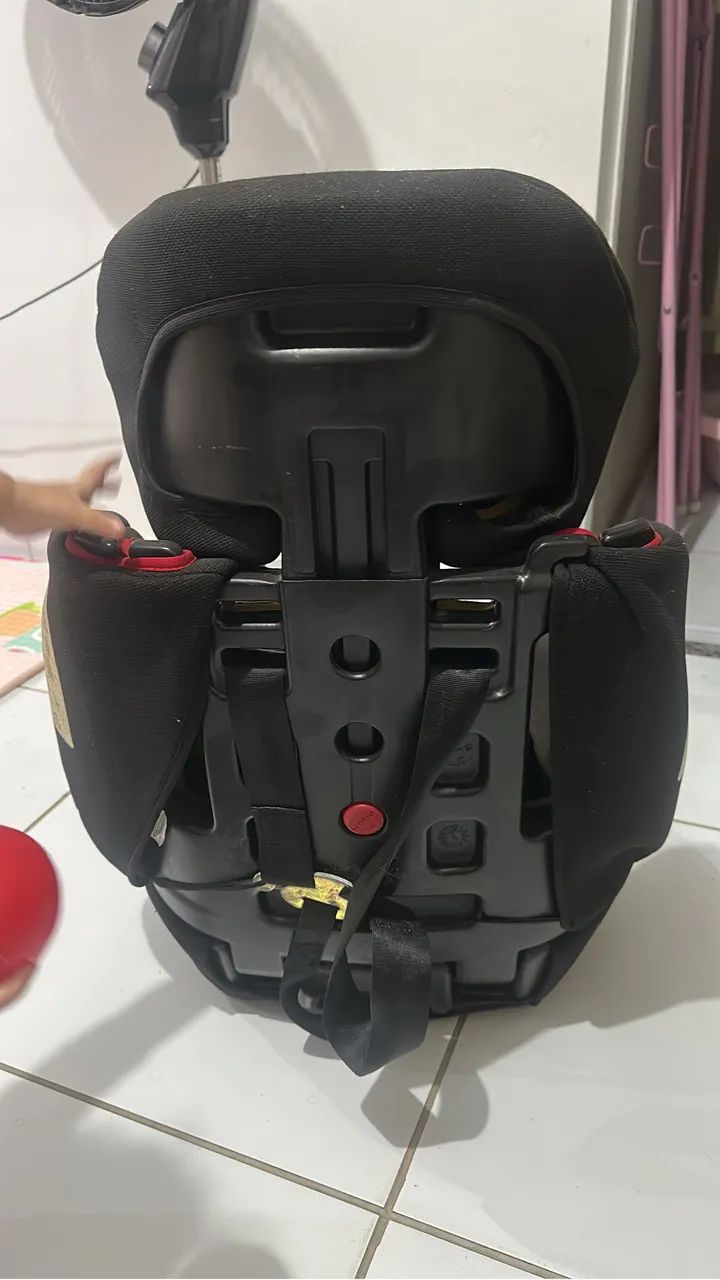 Vendo cadeira de bebê  - Foto 2