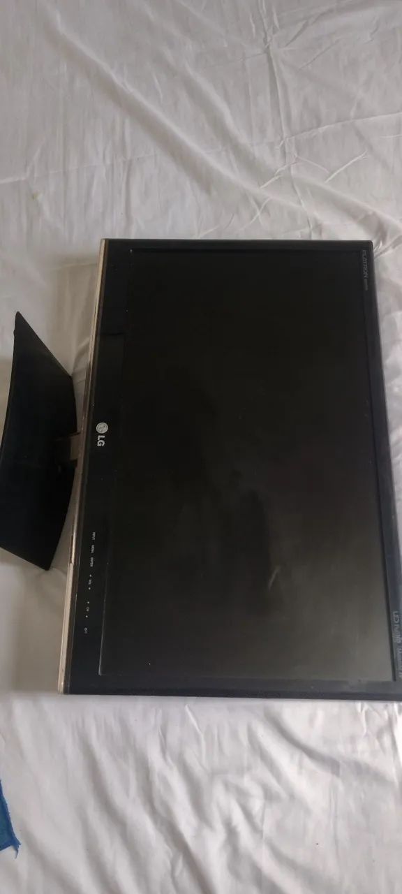 Monitor TV LG 24 Pol LED Full HD  - Foto 4