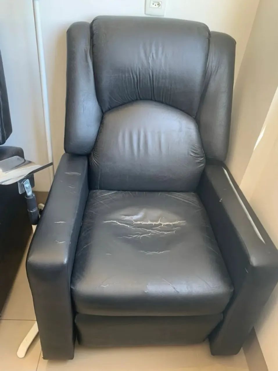Poltronas Reclináveis Curvim - Foto 3
