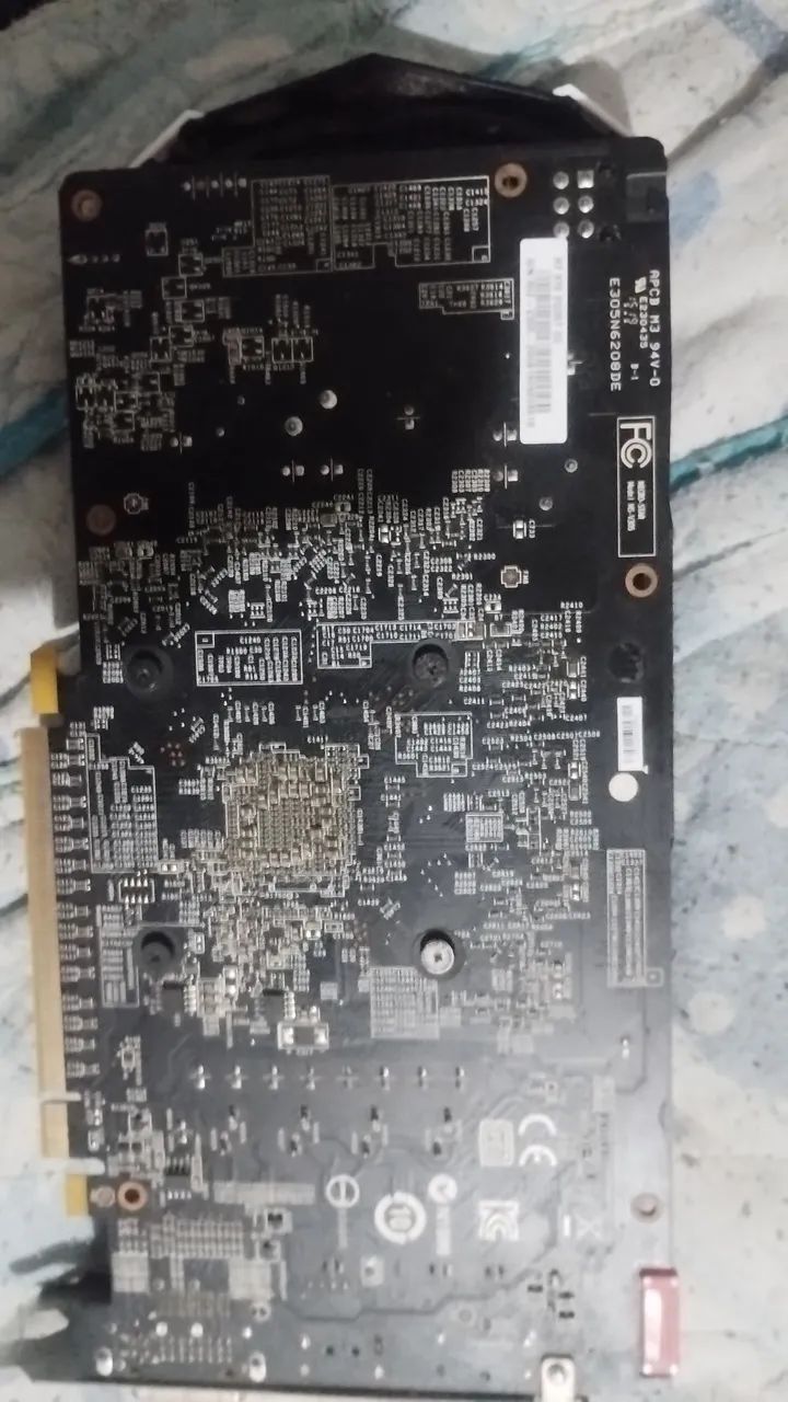 AMD Radeon R7 370 - Foto 2