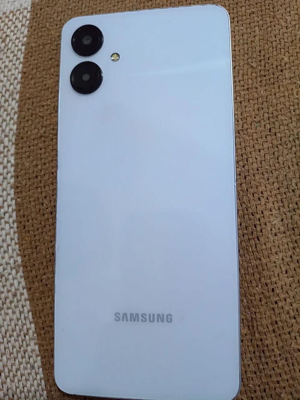 Vendo Samsung Galaxy A06 - Foto 2
