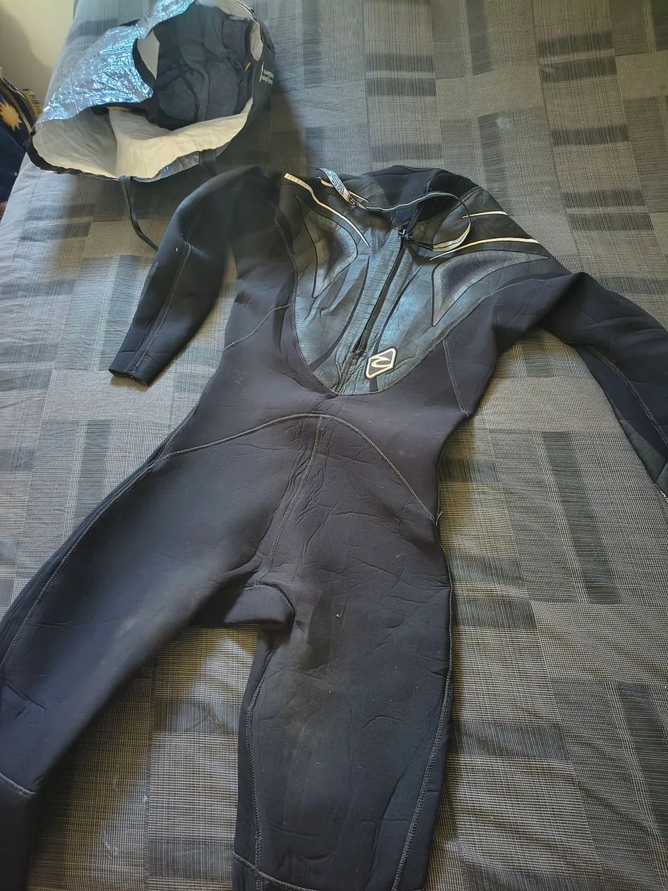Roupa de surf  - Foto 2