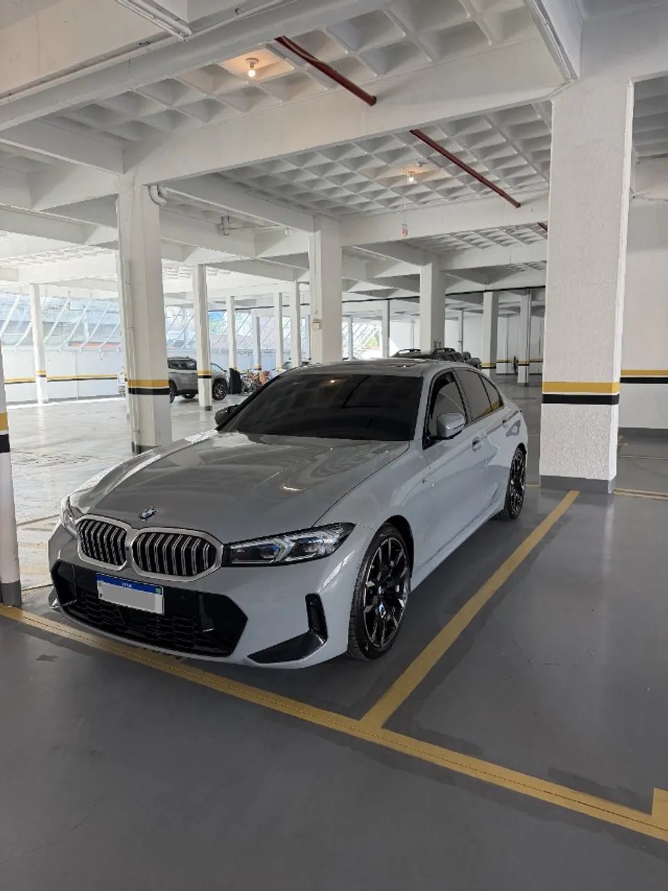 BMW 320I A 2.0 TB M Sport Activeflex 16V 4P 2025 2025