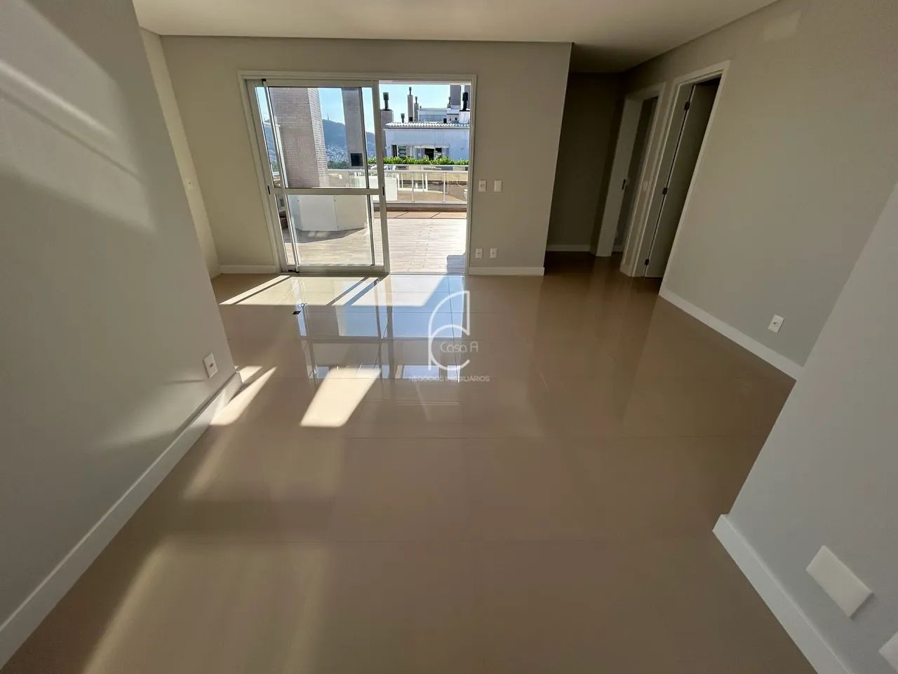 Apartamento Cobertura 3 dormitórios no Itacorubi, Florianópolis/SC - Foto 3