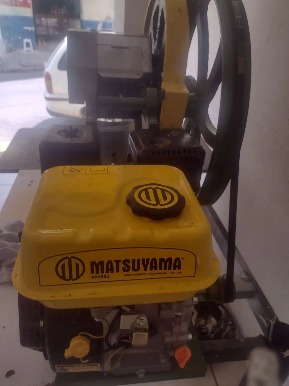Engenho de cana a gasolina partida manual 7 hp rolos em inox 