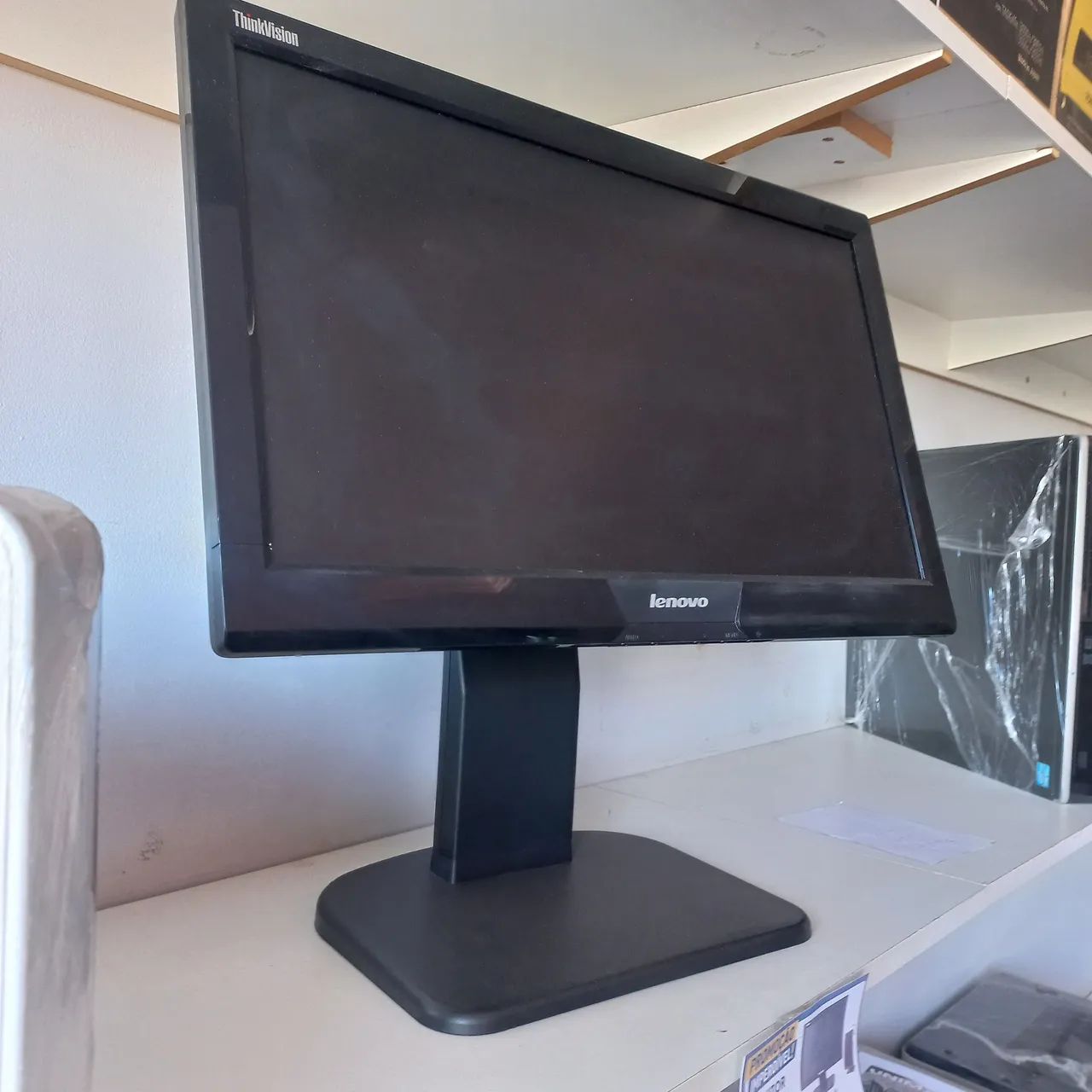 Monitor Lenovo ThinkVision - Foto 2
