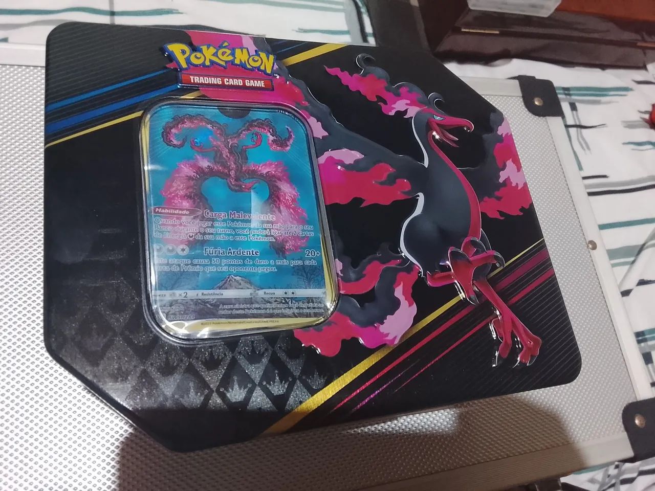 Lata Caixa Pokémon Galarian Moltres Vazia