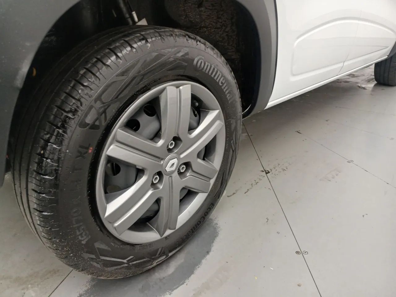 Renault Kwid 1.0 Zen, foto 14 de 18