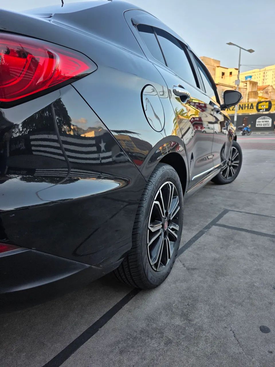 Fiat Cronos Precision 1.8 16V Flex Aut. 2019 - Foto 5