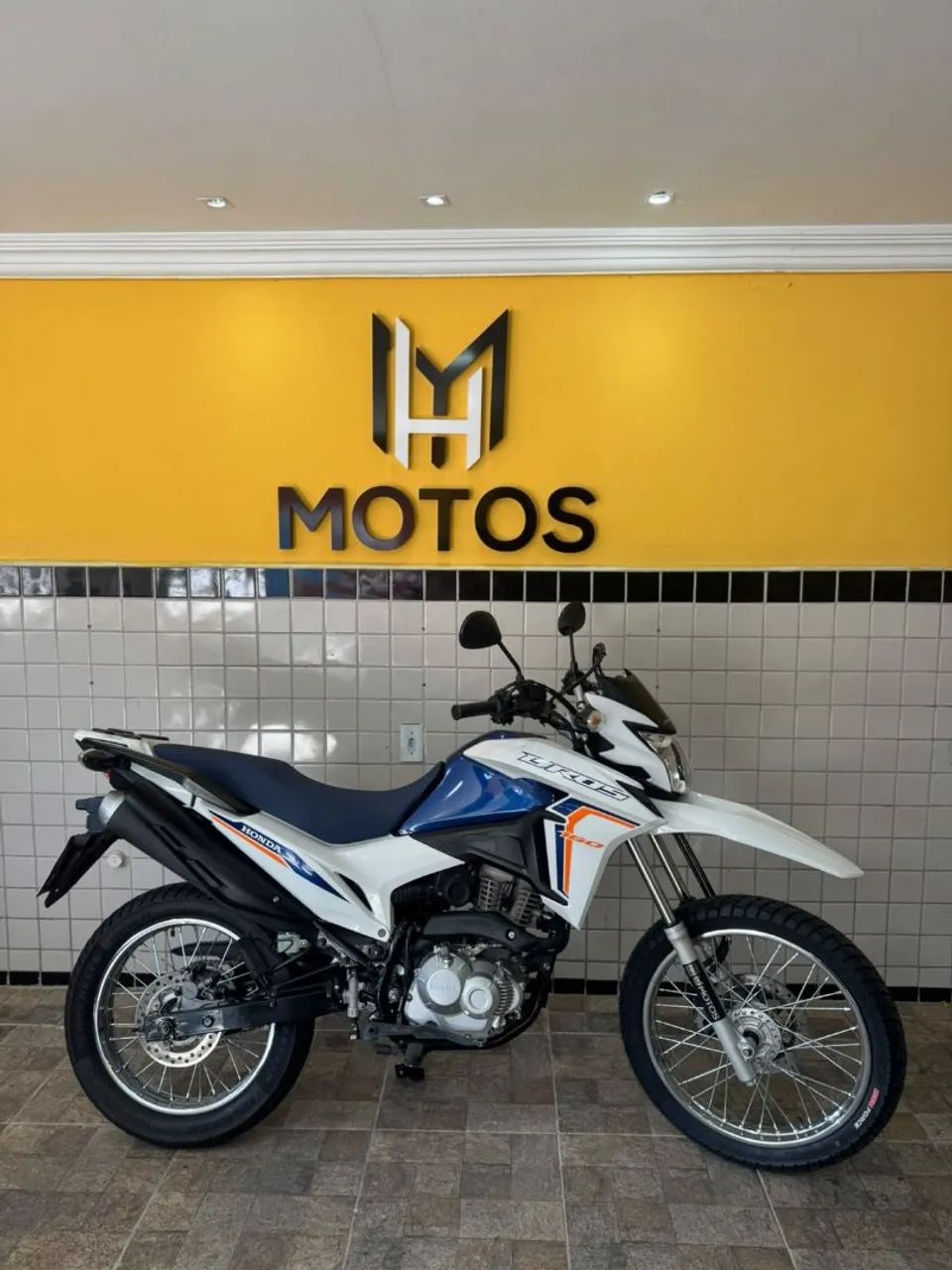 BROS 160 2024