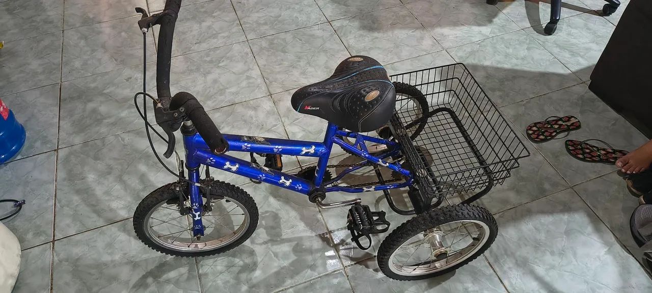 Triciclo infantil 