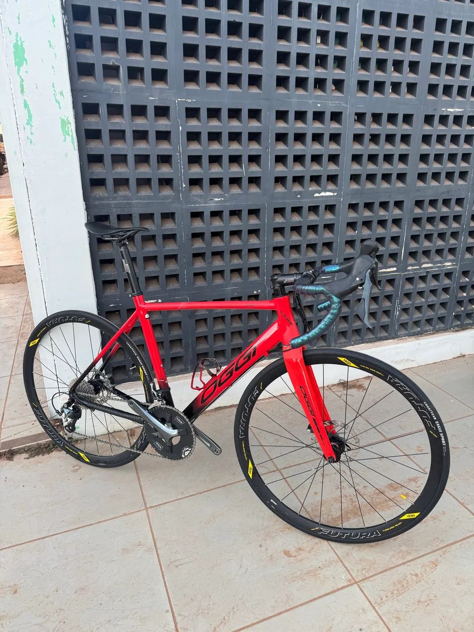 Bicicleta Speed Oggi Stmolla Tiagra 