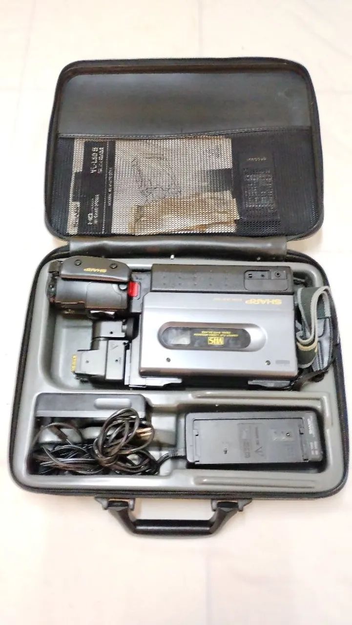 Filmadora Sharp VHS antiga  - Foto 5