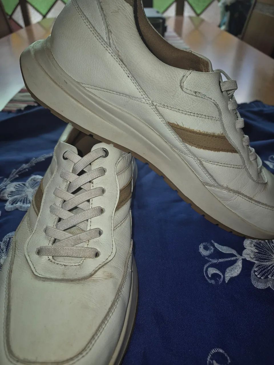 Tenis branco,número 40,marca Per Lato. - Foto 2
