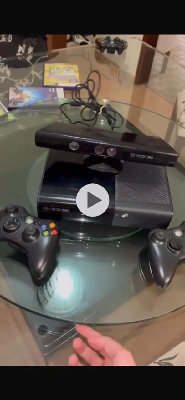 Xbox 360 com Kinect, 2 Controles e 4 Jogos com Caixa - Foto 2
