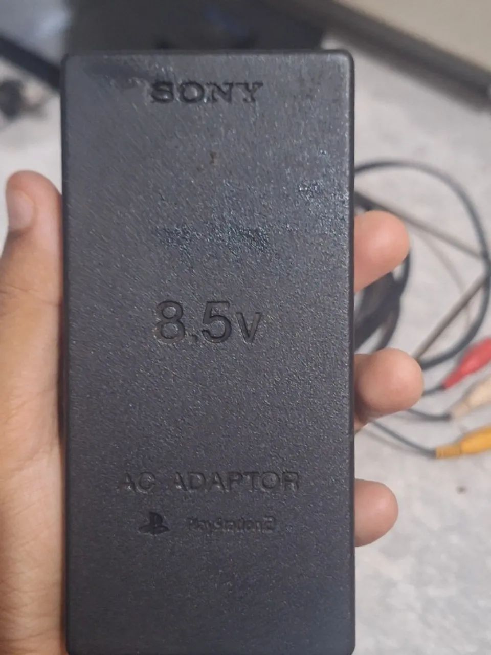 Vendo ps2 1 memory cart e um comtrole original e com todos os capos  - Foto 2