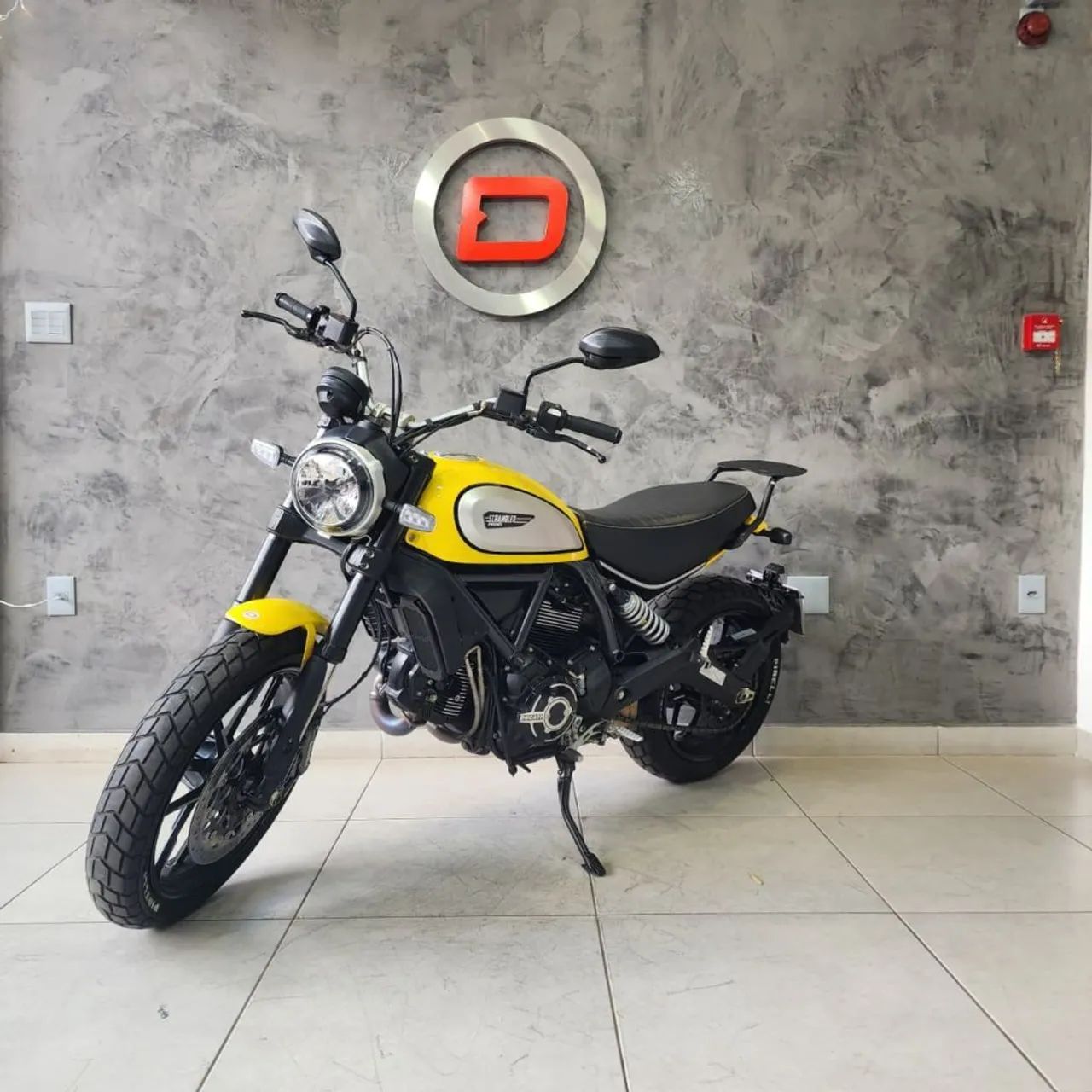 SCRAMBLER ICON 800cc - Foto 4
