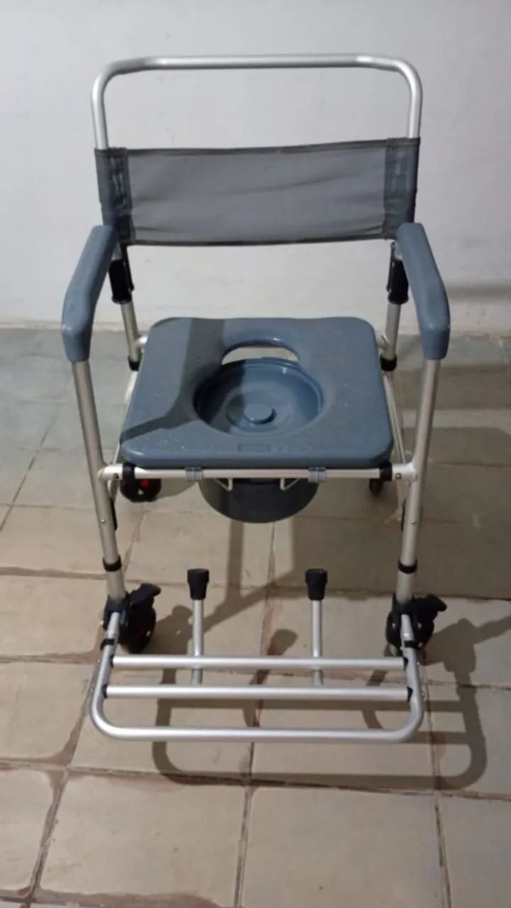 Cadeira de banho  - Foto 3