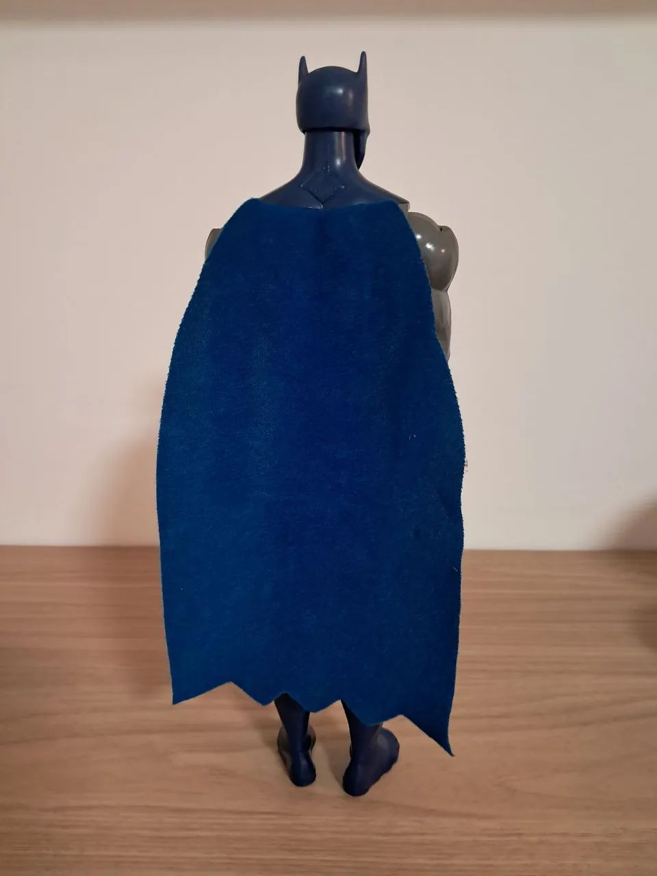 Boneco Batman articulado 30cm  - Foto 3