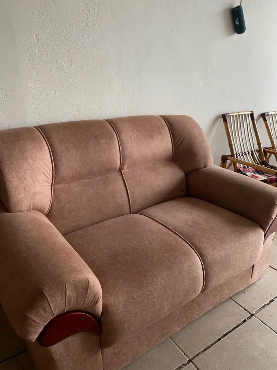 SOFÁ 2 LUGARES RECÉM REFORMADO - NOVINHO - Foto 2