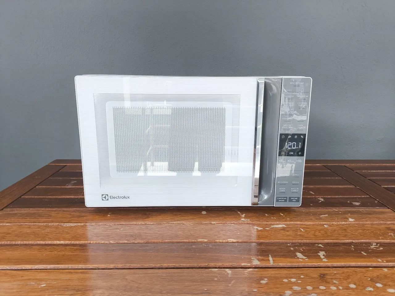 Microondas Electrolux 36 litros impecável 