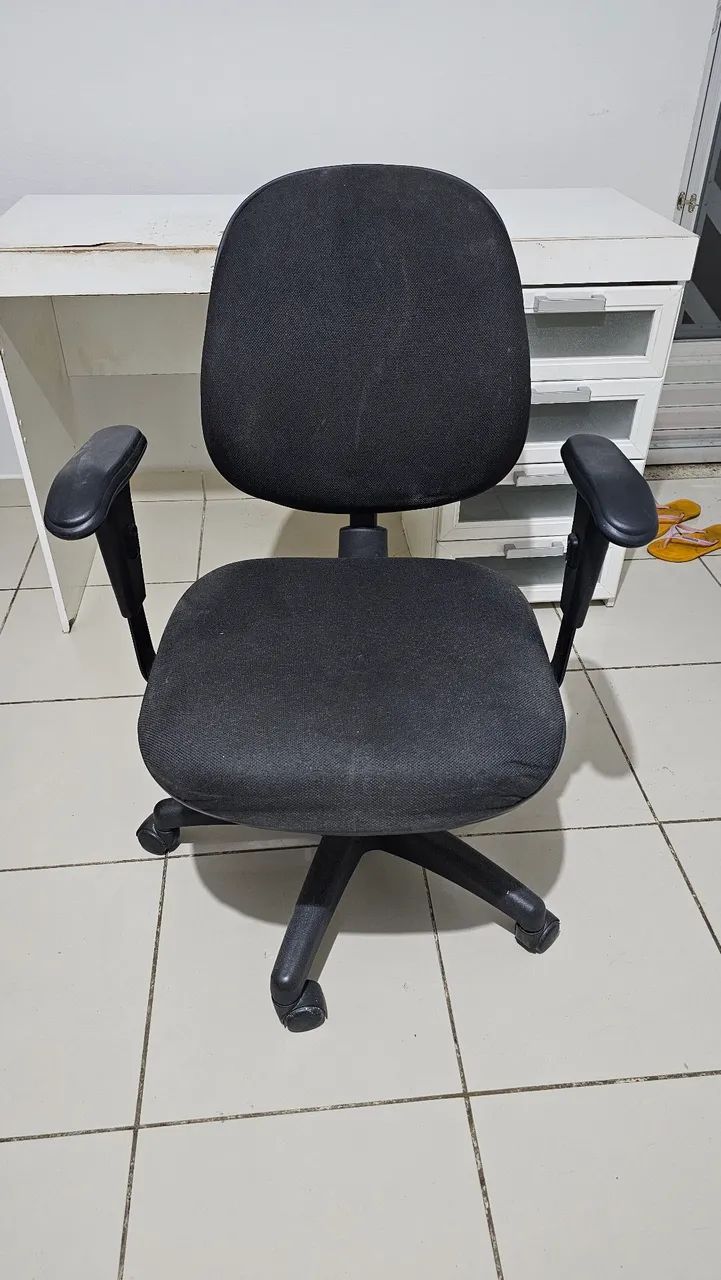 Escrivaninha e cadeira - Foto 2