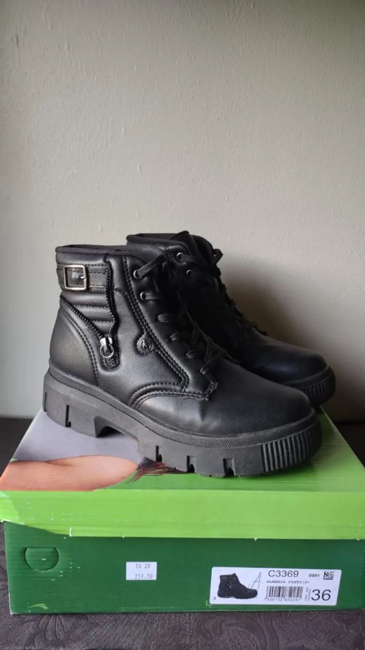 Bota/Coturno feminino n° 36