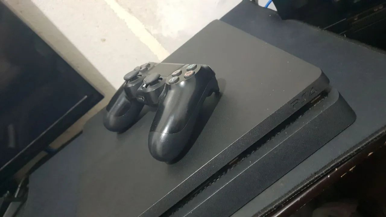 PS4 Slim 1TB