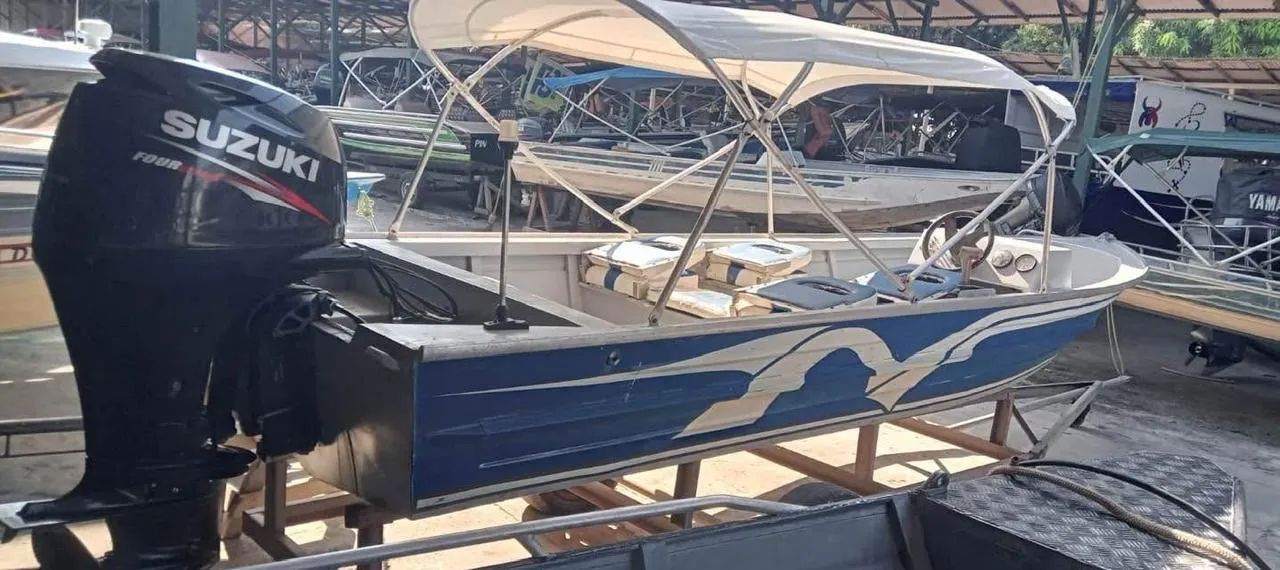 Voadeira (lancha) - Foto 2