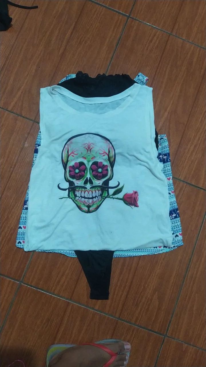 Vende se várias peças de roupa  - Foto 3