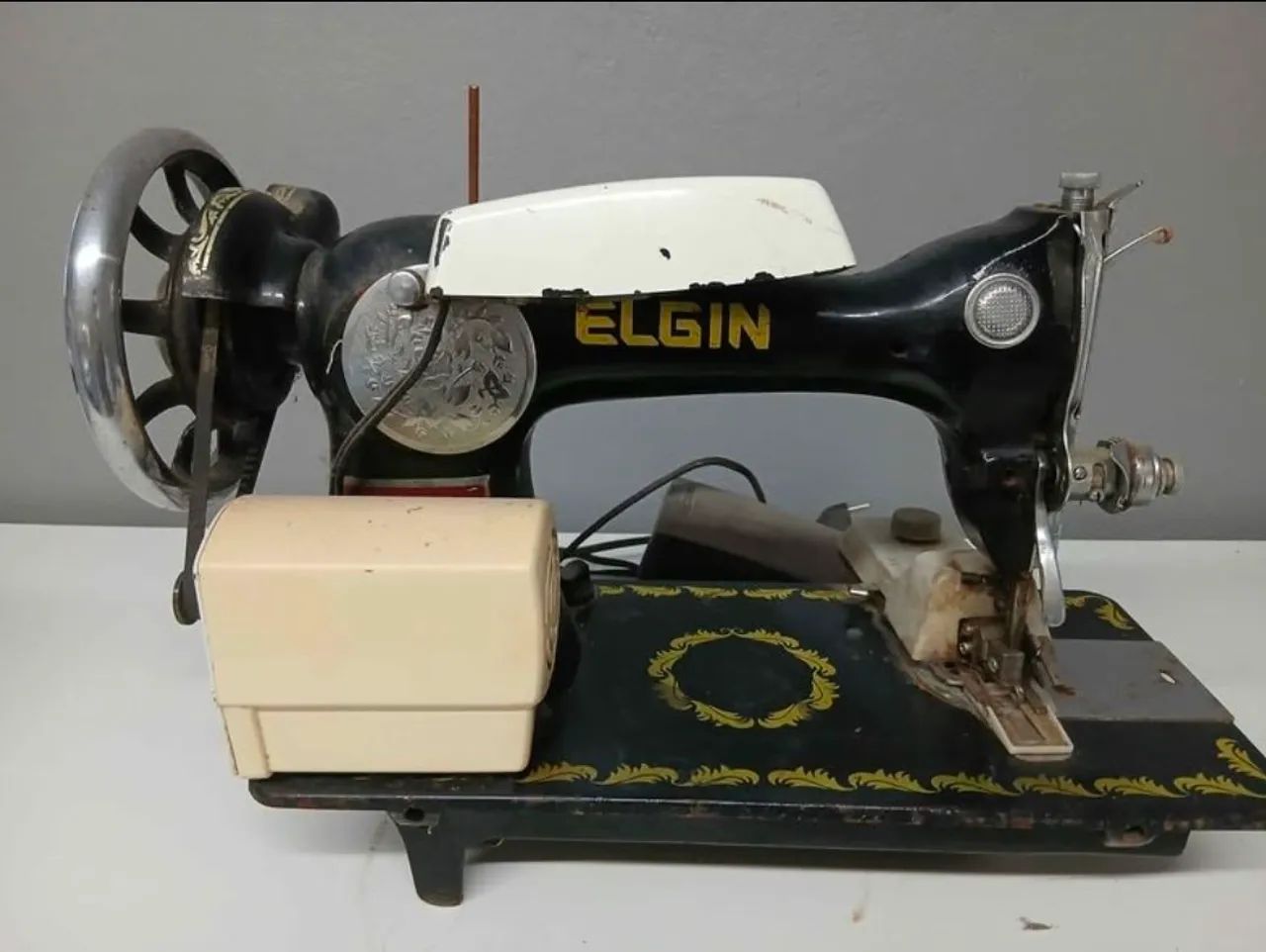 Máquina de costura Antiguidade - Foto 2
